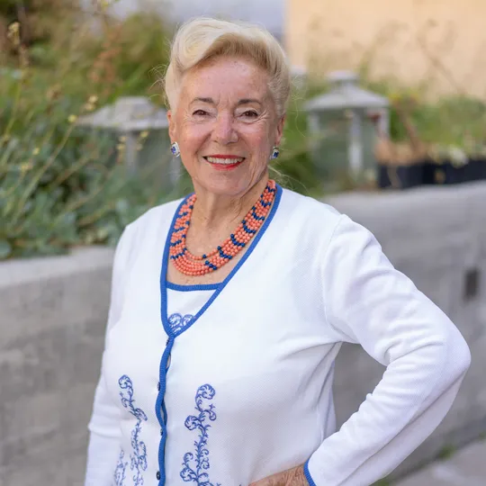 Carla Anisman, Agent in  - Compass