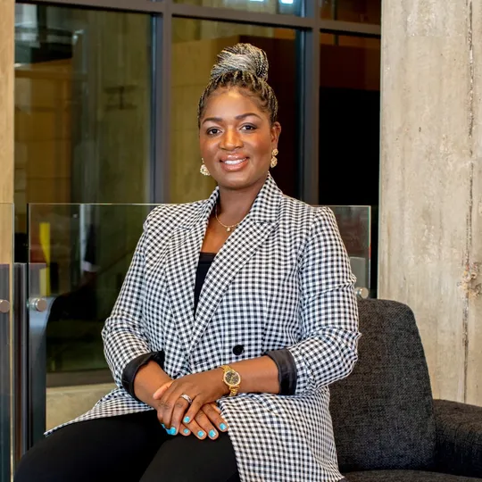 Wanai Kum, Agent in  - Compass