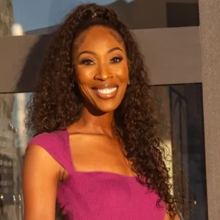 Alaysha Ford, Agent in  - Compass