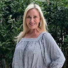 Rebecca Carlisle, Agent in  - Compass