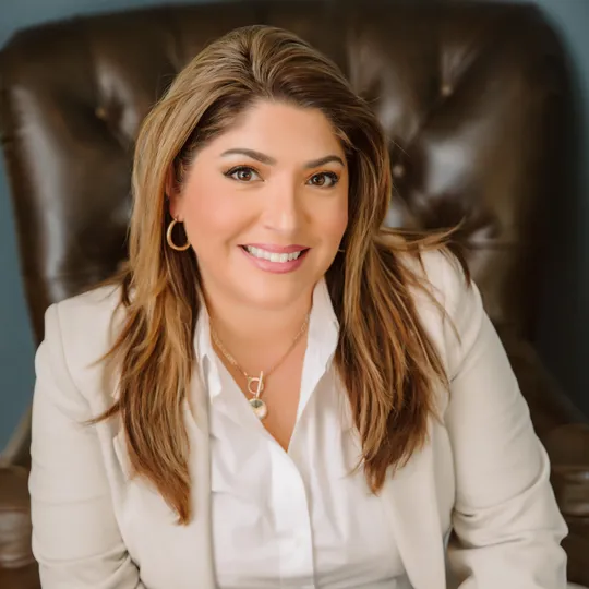 Monica Betancur, Agent in  - Compass