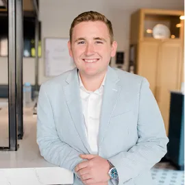 Cole Ciber, Agent in  - Compass