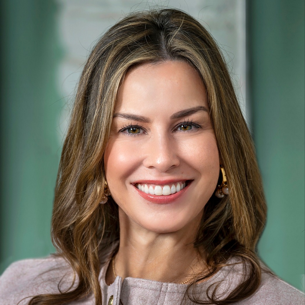 Headshot of Carrie McKemie