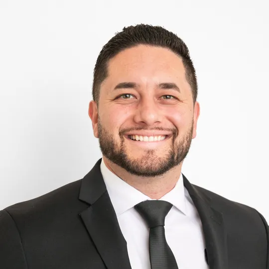 Christian Meno, Agent in  - Compass