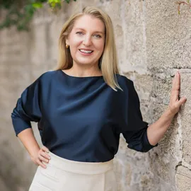 Brooke Bohall, Agent in  - Compass