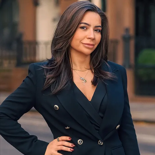 Ramona Deheljan, Agent in  - Compass