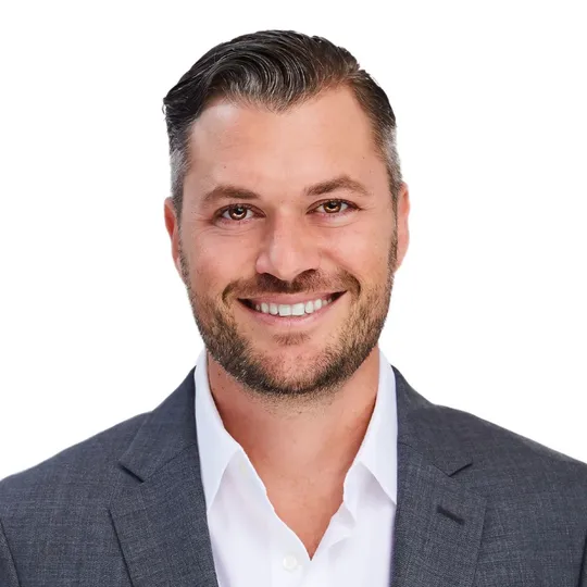 Johnny Ronca, Agent in  - Compass