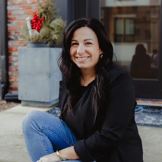 Paige Corbett, Agent in  - Compass