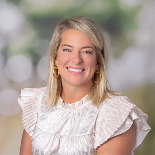 Anna McLaurin, Agent in  - Compass