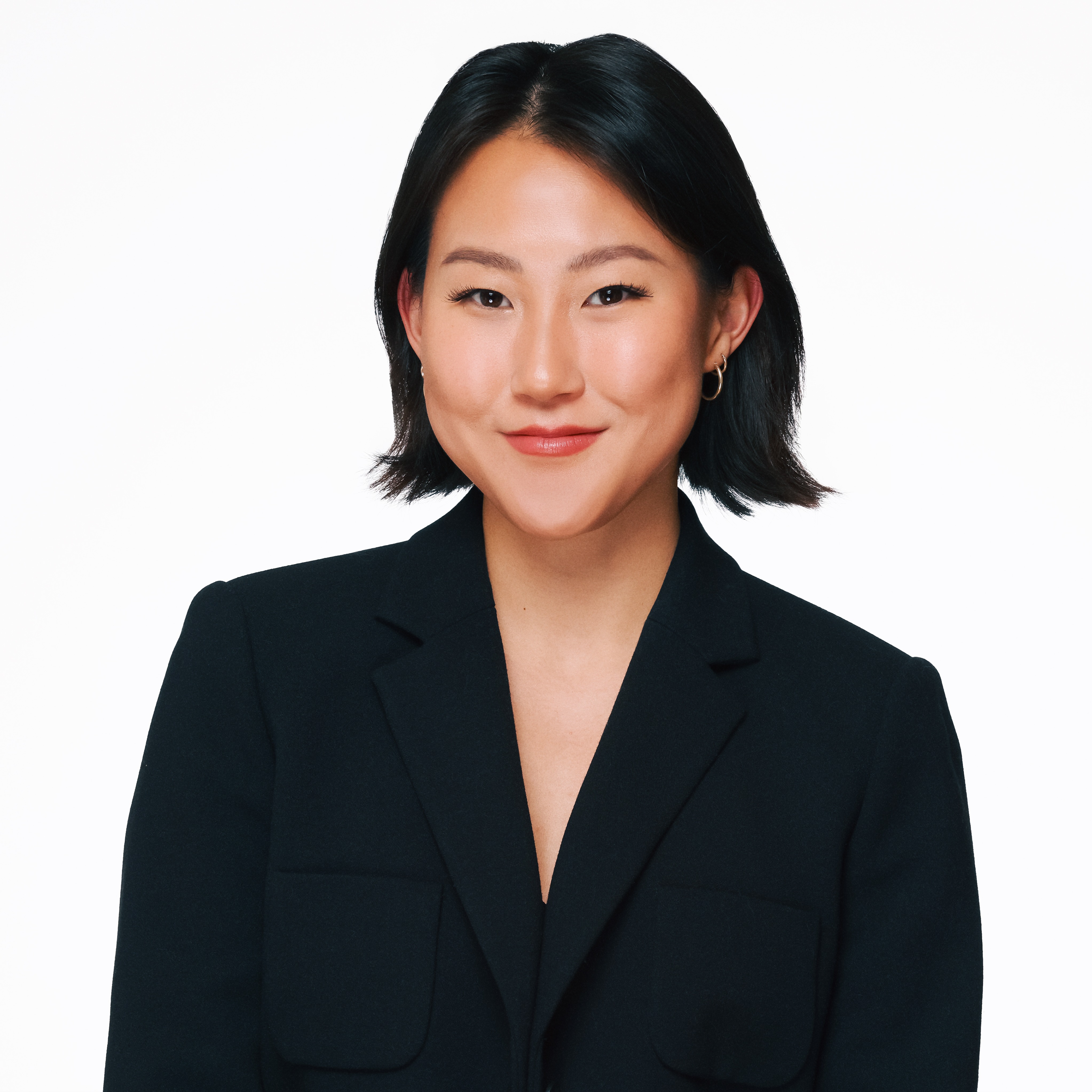 Headshot of Ellie DeMartin