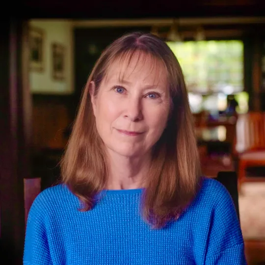 Jennifer Hughes, Agent in  - Compass