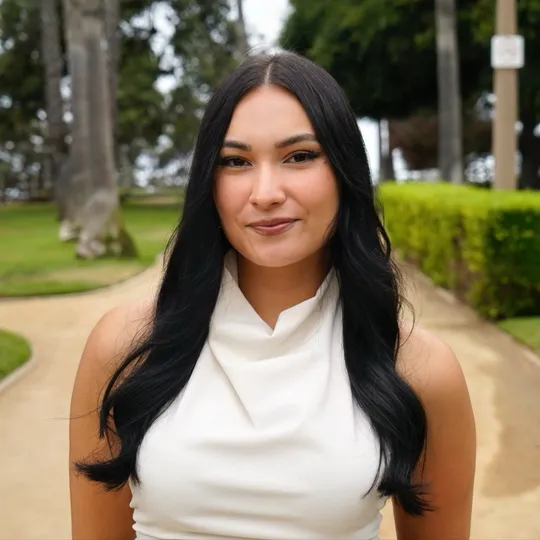 Alexis Katona, Agent in  - Compass