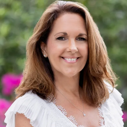 Lynda Wennerstrom, Agent in  - Compass