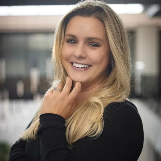 Kendra Dillon, Agent in  - Compass