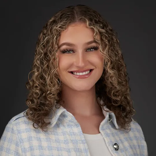 Lauren Hidder, Agent in  - Compass