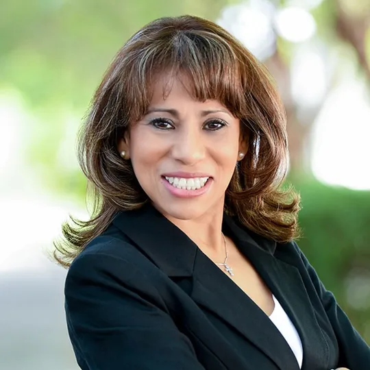 Martha Dominguez, Agent in  - Compass