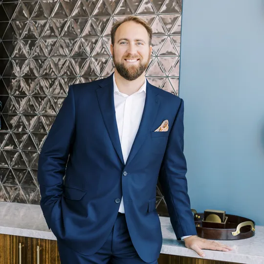 Zach Opheim, Agent in  - Compass