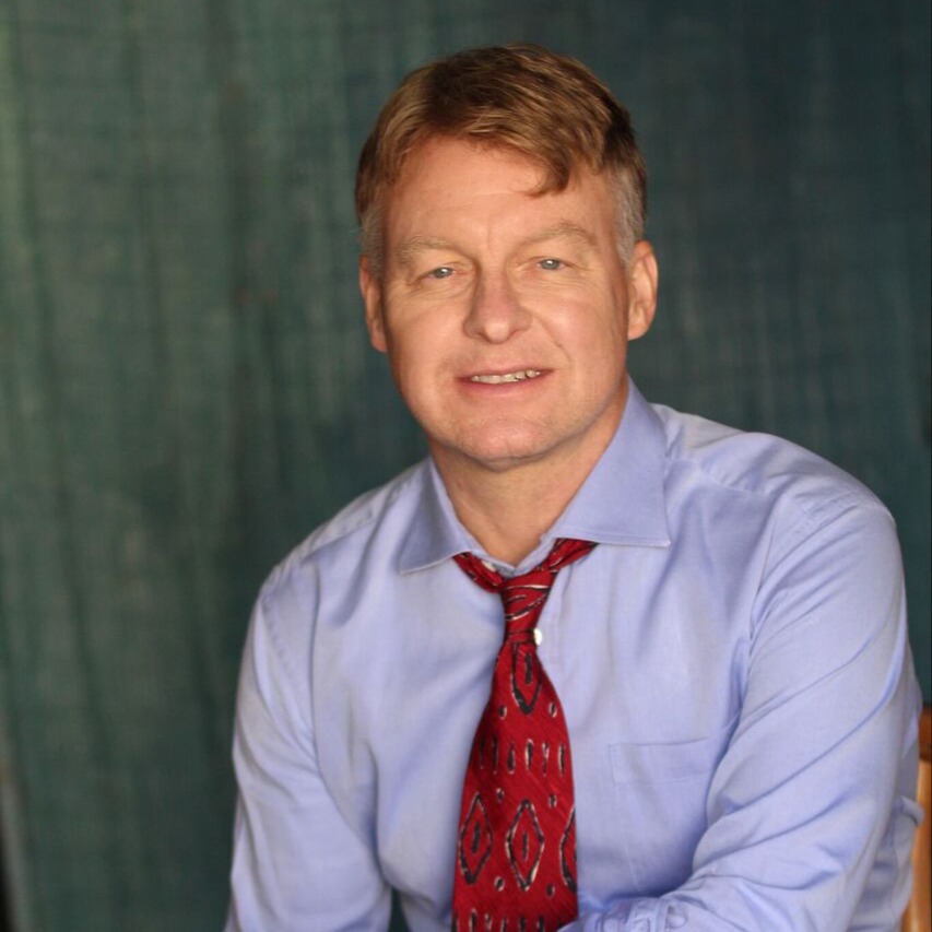 Headshot of Wayne Willbur