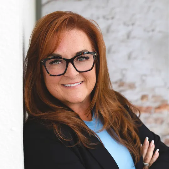 Tiffany Lyeth, Agent in  - Compass