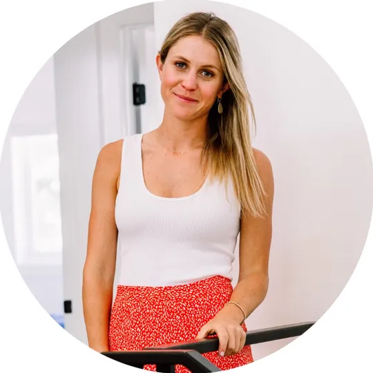 Jordie Karlinski, Agent in  - Compass