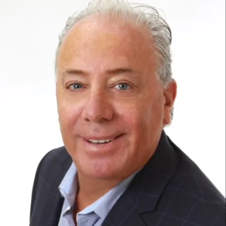 Stuart Bayer, Agent in  - Compass