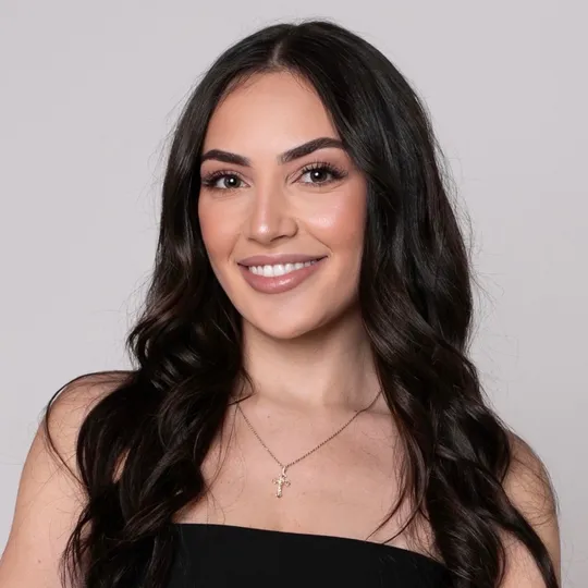 Ciara Savinon, Agent in  - Compass