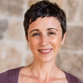 Amy Clitheroe, Agent in  - Compass
