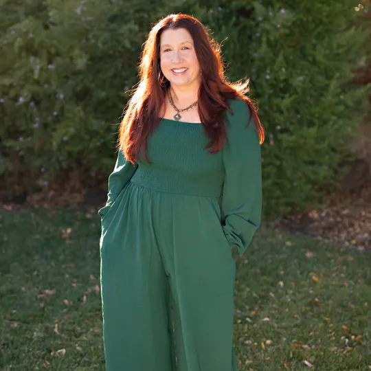 January Al-Zouhbi, Agent in  - Compass