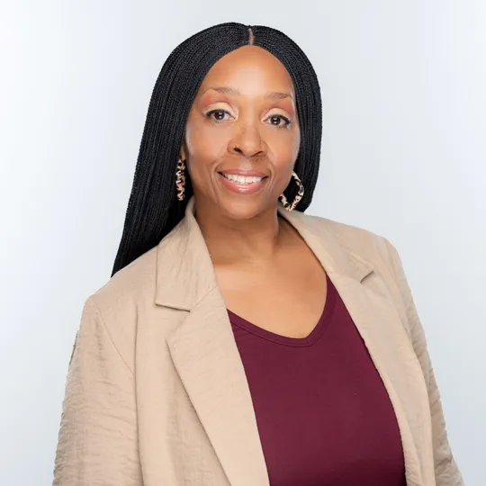 Kelly Edwards, Agent in  - Compass