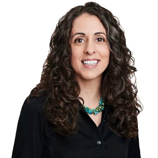 Stephanie Weitzner, Agent in  - Compass