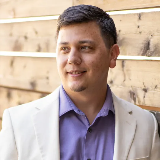 Michael Huang, Agent in  - Compass