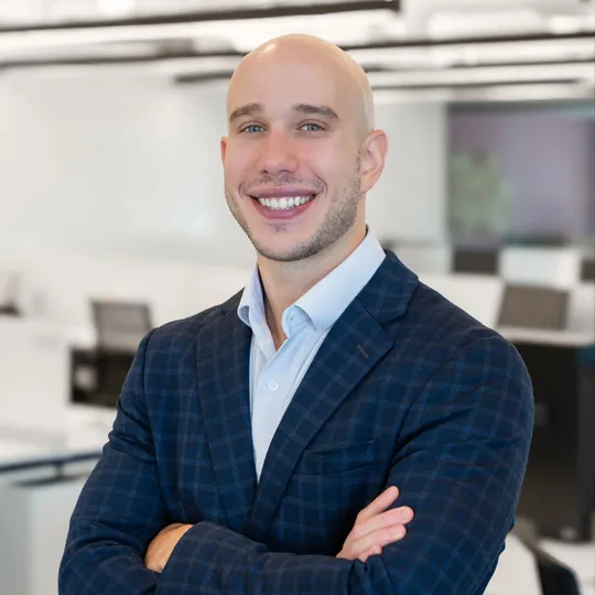 Gabriel Rendon, Agent in  - Compass