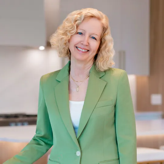 Pat Cunningham, Agent in  - Compass