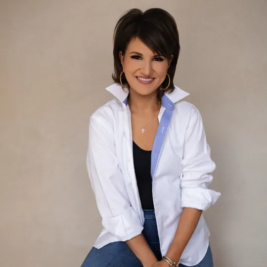 Mackenzie Laine, Agent in  - Compass