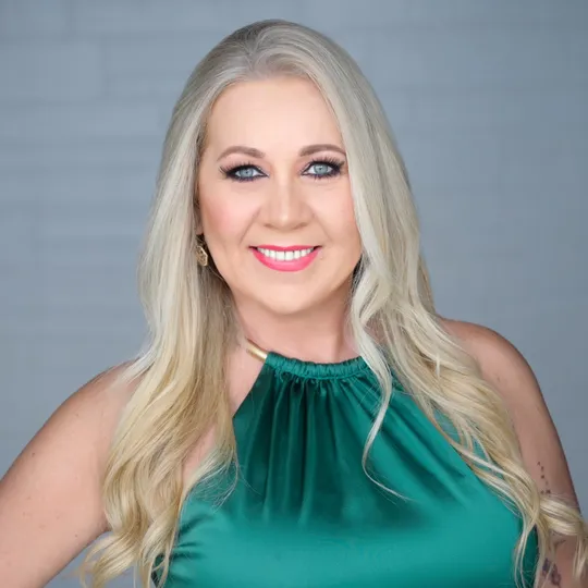 Shelia Gasson, Agent in  - Compass