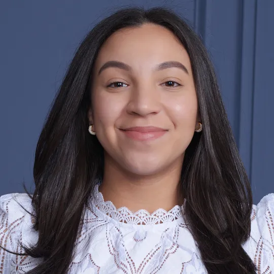 Leslie Torres, Agent in  - Compass