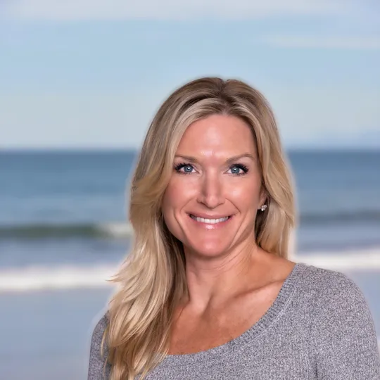 Michele Bezjak, Agent in  - Compass