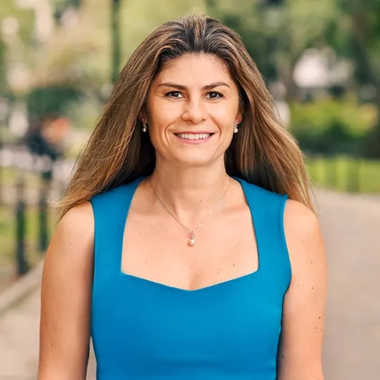 Gabriela Vatamanu, Agent in  - Compass