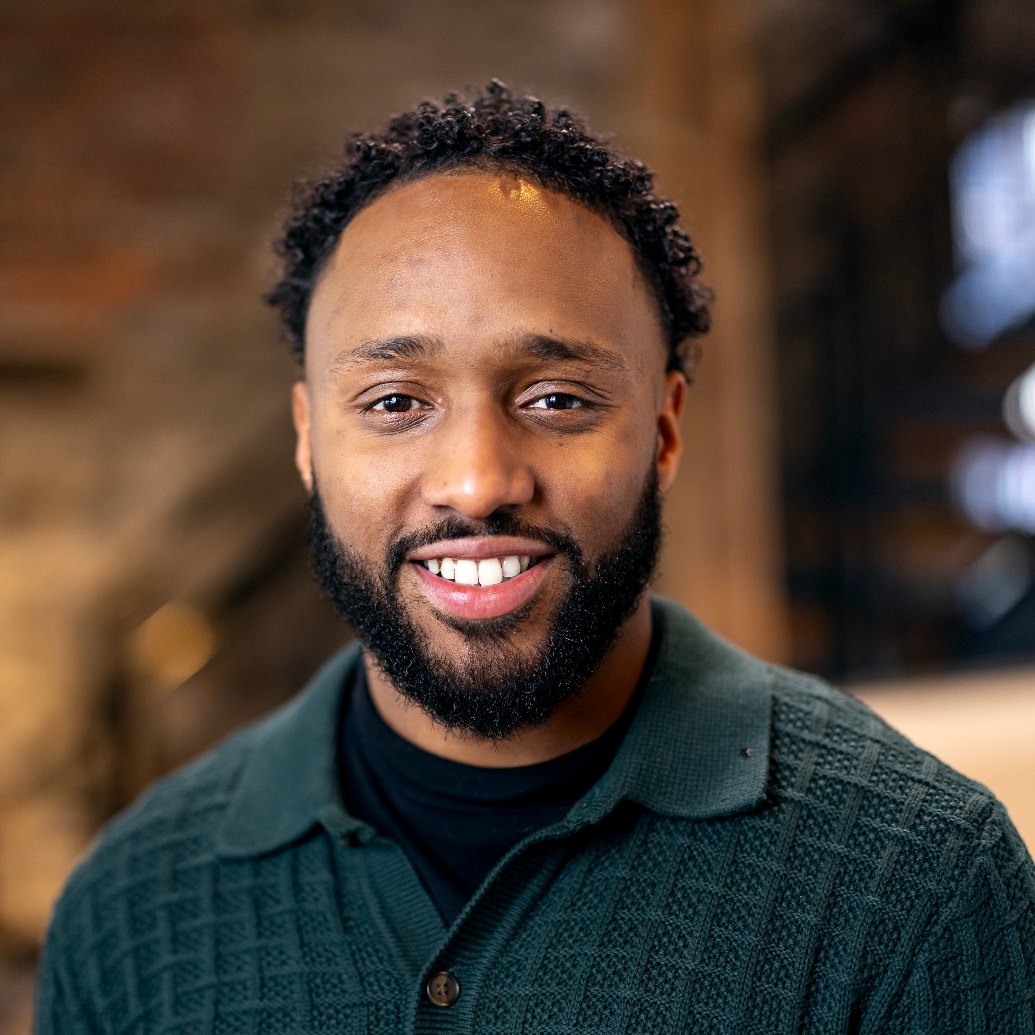 Headshot of Leo Baessa