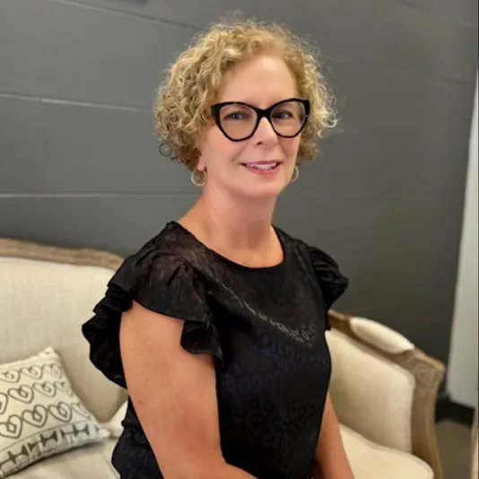 Betsy Wilson, Agent in  - Compass