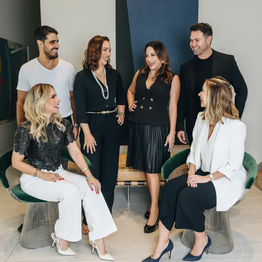 Talita Pinheiro Team, Agent in  - Compass