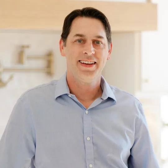 Jason Fowler, Agent in  - Compass