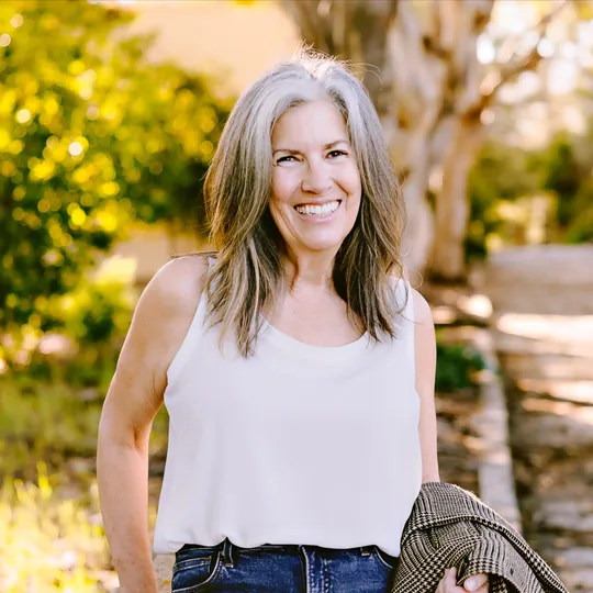Stacy Lynch, Agent in  - Compass