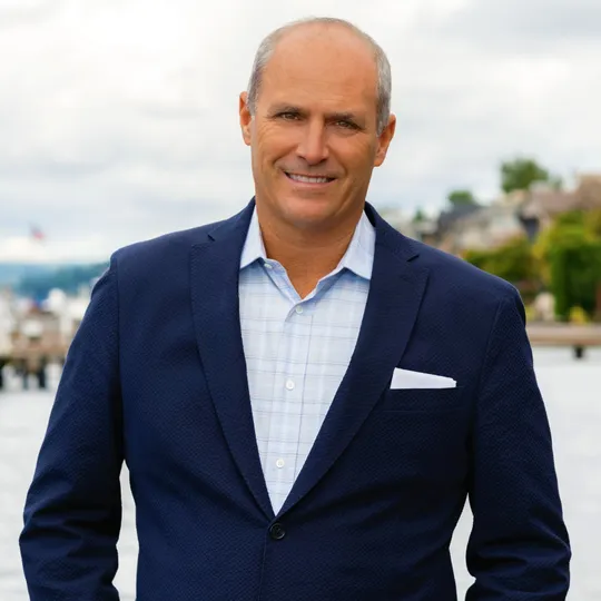 Daniel Marinello, Agent in  - Compass