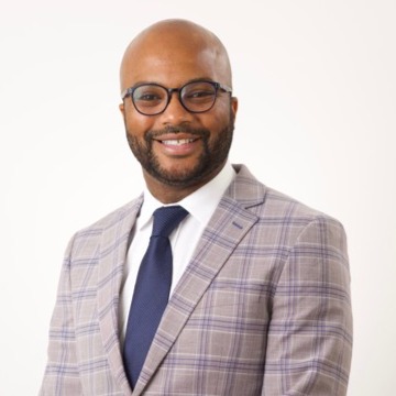 Headshot of Desmond Bounds