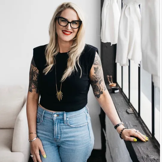 Janette Spirk, Agent in  - Compass