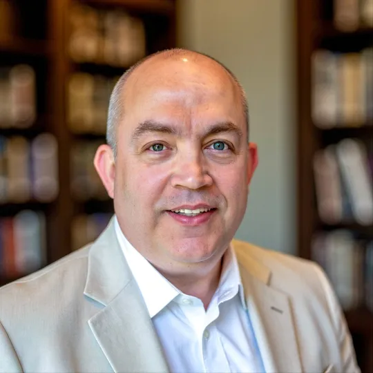 Gabriel Oxford, Agent in  - Compass