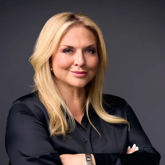 Lisa Georgalis, Agent in  - Compass