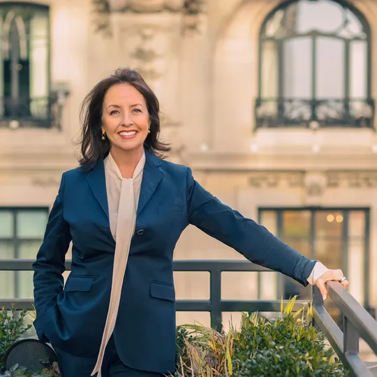 Karen Kelley, Agent in  - Compass