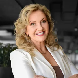 Michelle Allen, Agent in  - Compass